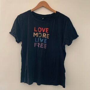 Torrid tshirt size 00